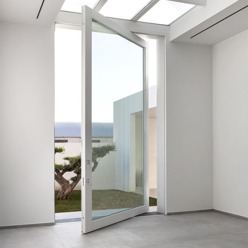 Moderne, commerciële draaideur van aluminiumlegering met glazen front en centraal draaipunt, automatische gebogen toegangsdeuren voor luxe hotels