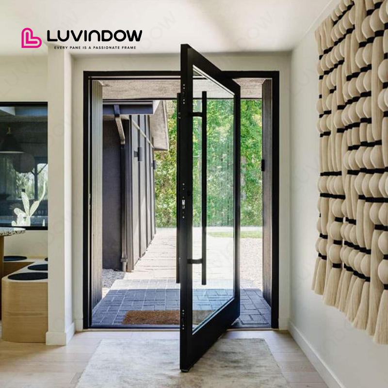 Moderne voordeur, warmte-isolerende aluminium draaideur met dubbel glas.